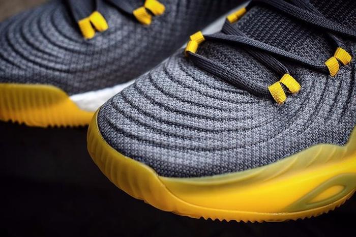 你说穿上这双球鞋如履云端，我是相信的