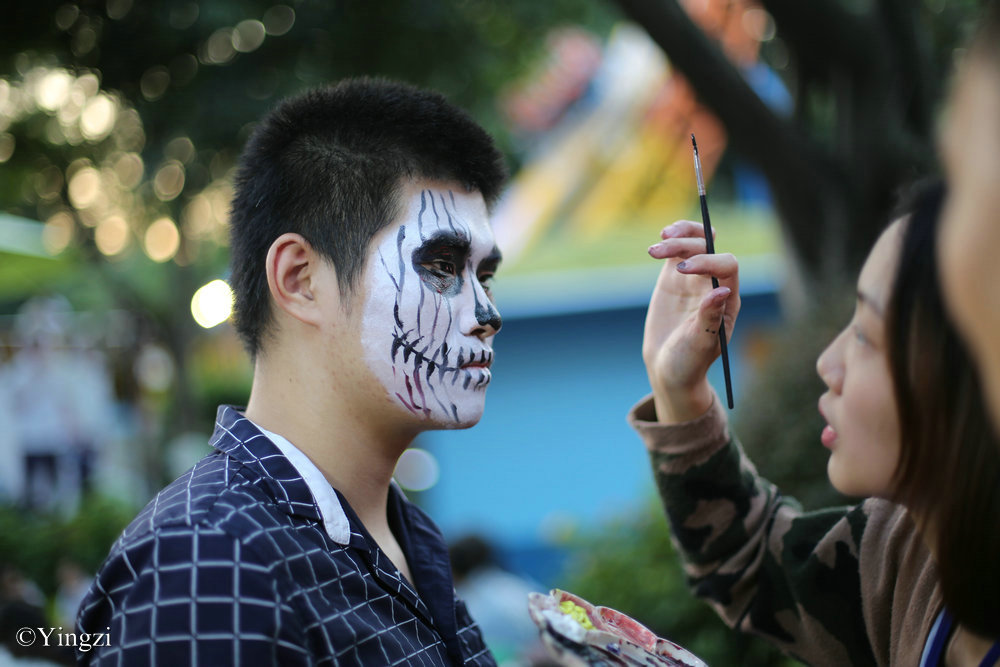 在广州最赞的万圣节趴上吓到别人是种什么感觉