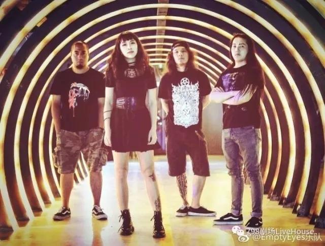 中国摇滚榜前线预告!798剧场11月4日即将摇动京城!大咖来袭!