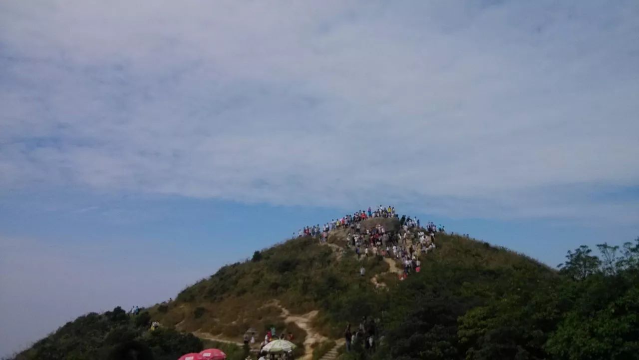 鹏城第一峰梧桐山要不要门票,鹏城第一峰梧桐山日出