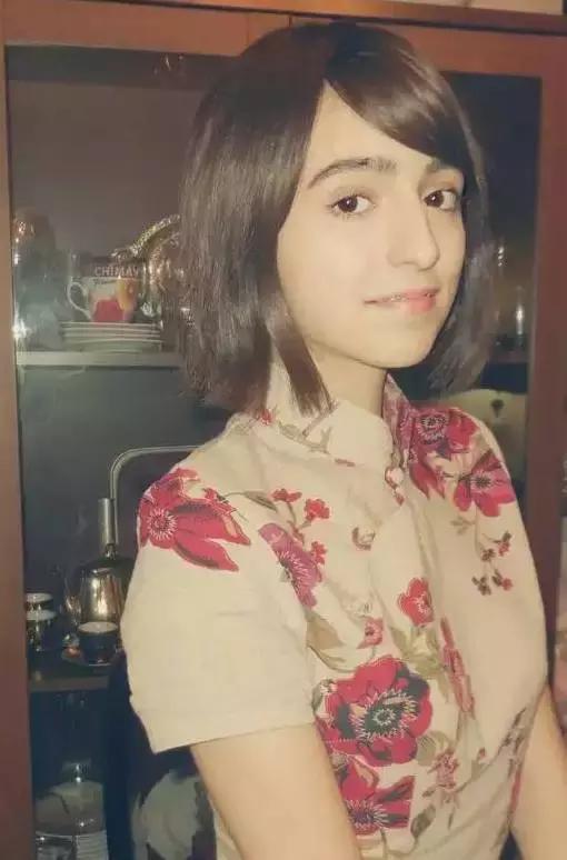 留*生妹学**纸想做个精致的猪猪女孩,却被这里的物价吓得瑟瑟发抖……