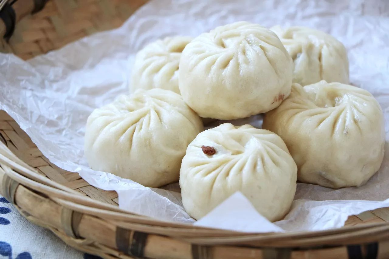 老面馒头包子的做法,早餐店老面包子馒头制作技术