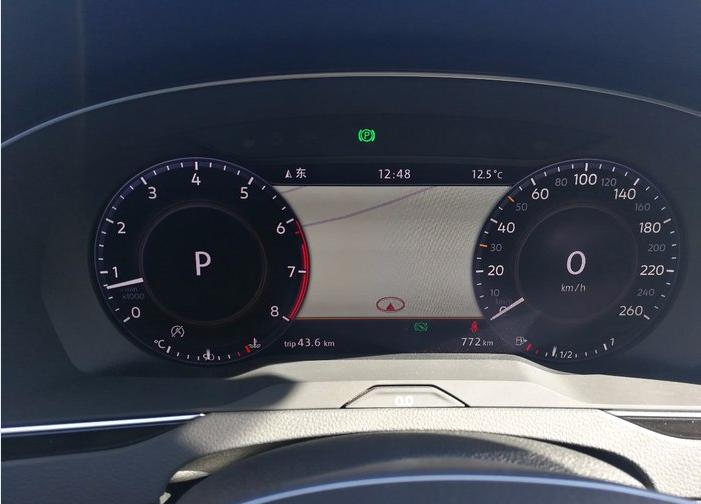 迈腾380尊贵哪里有现车,迈腾380尊贵版车展