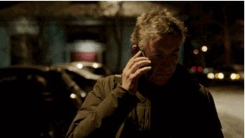 手机经常花屏死机是哪里问题,手机经常花屏死机是怎么回事