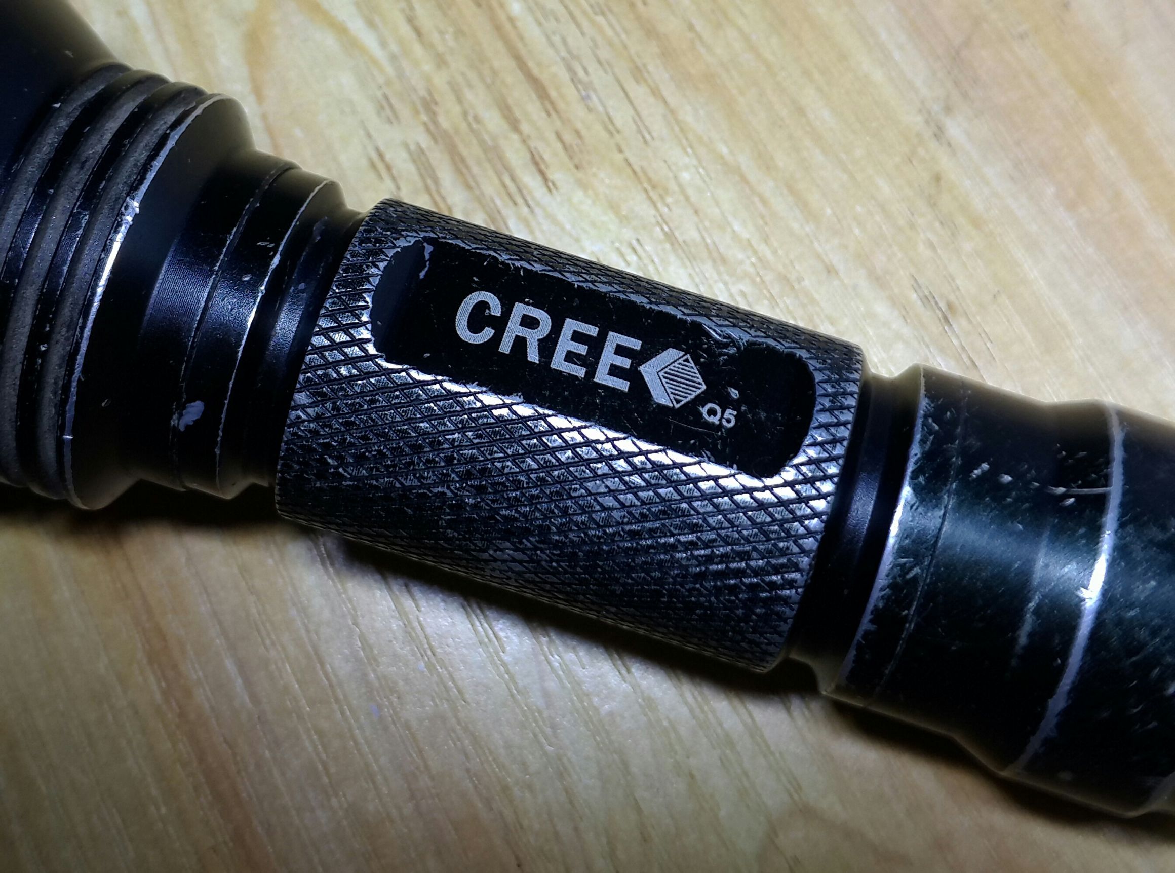 神火远程强光手电筒c8价格,神火手电筒c8-m如何拆卸