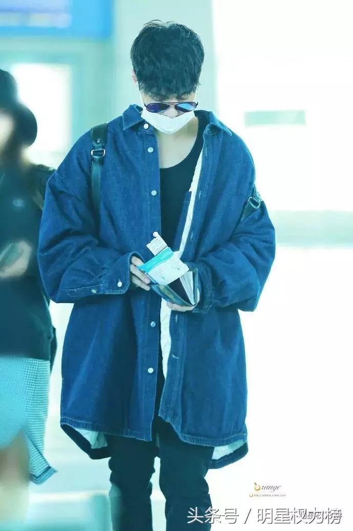 机场*服私**秀！李易峰王源白敬亭刘昊然谁才是引领潮流的时尚Icon？