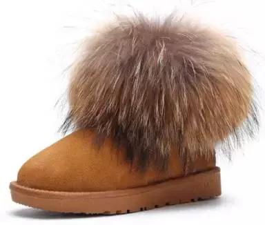 怎么辨别羊毛兔毛,如何鉴别獭兔毛皮草真假