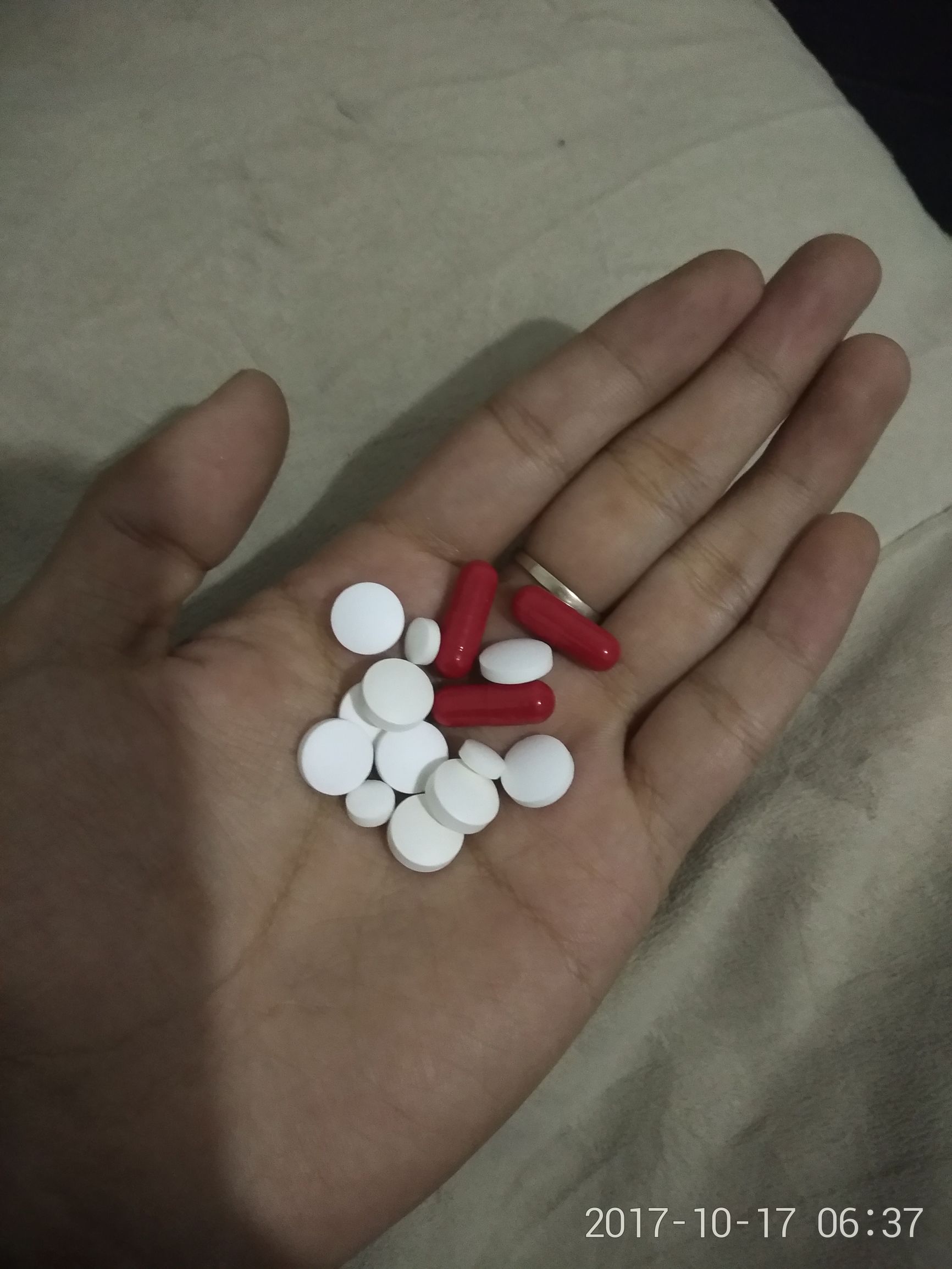 抗核日记：一个肺结核患者的治疗过程㈠