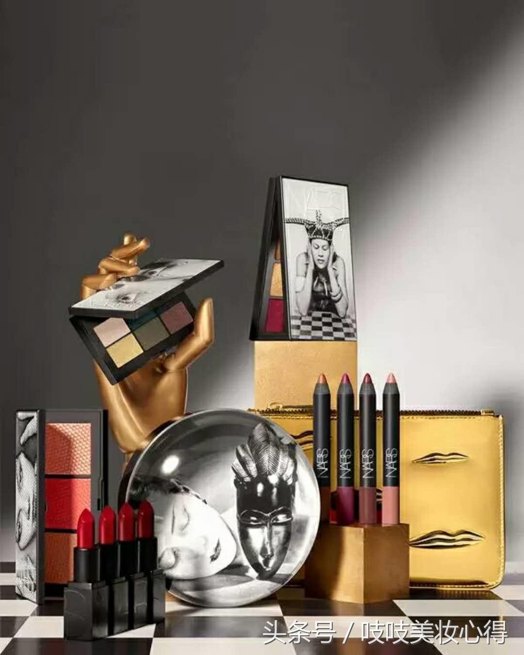 少女心的圣诞限量彩妆大PK，快把你们的钱包捂好！