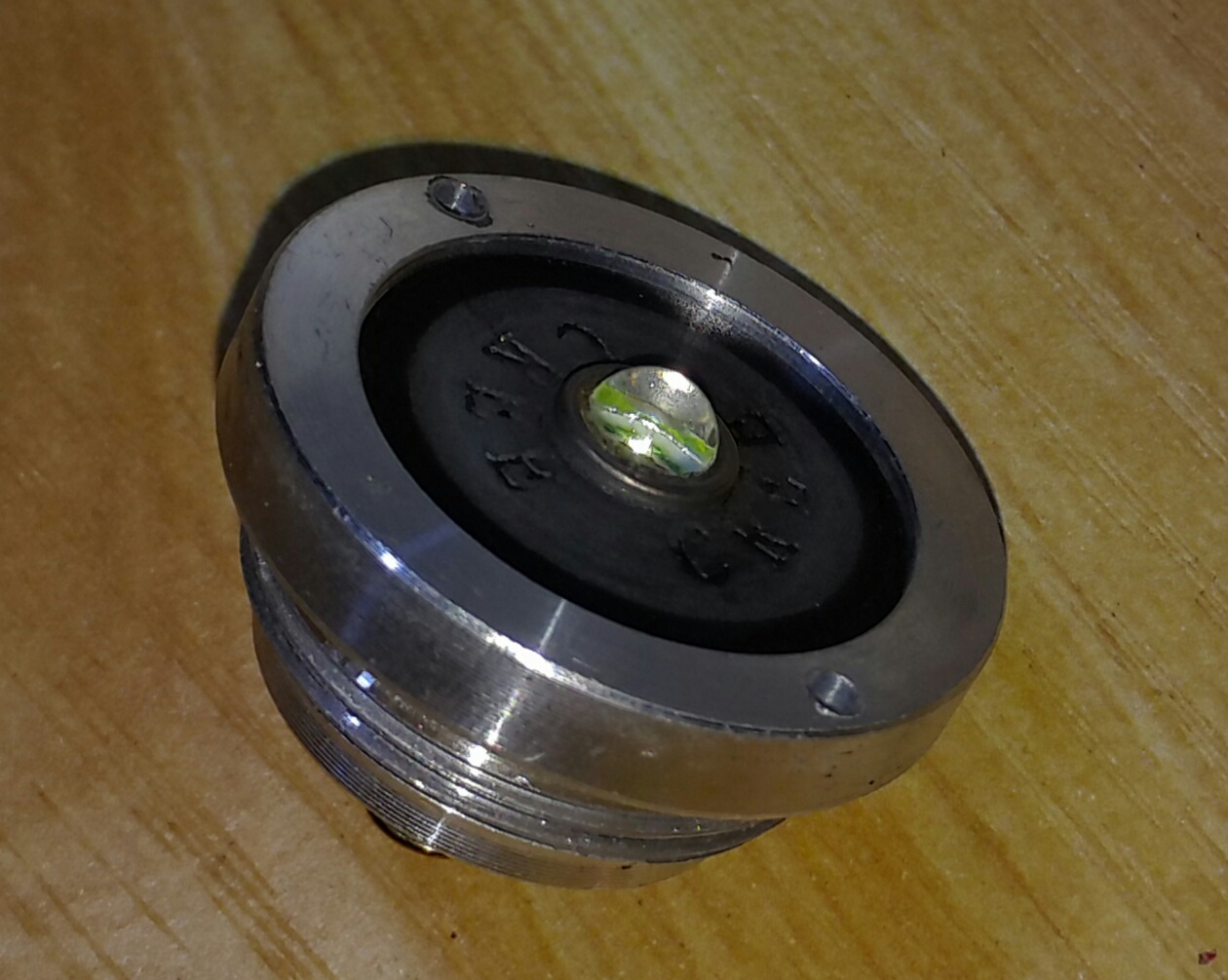 神火远程强光手电筒c8价格,神火手电筒c8-m如何拆卸