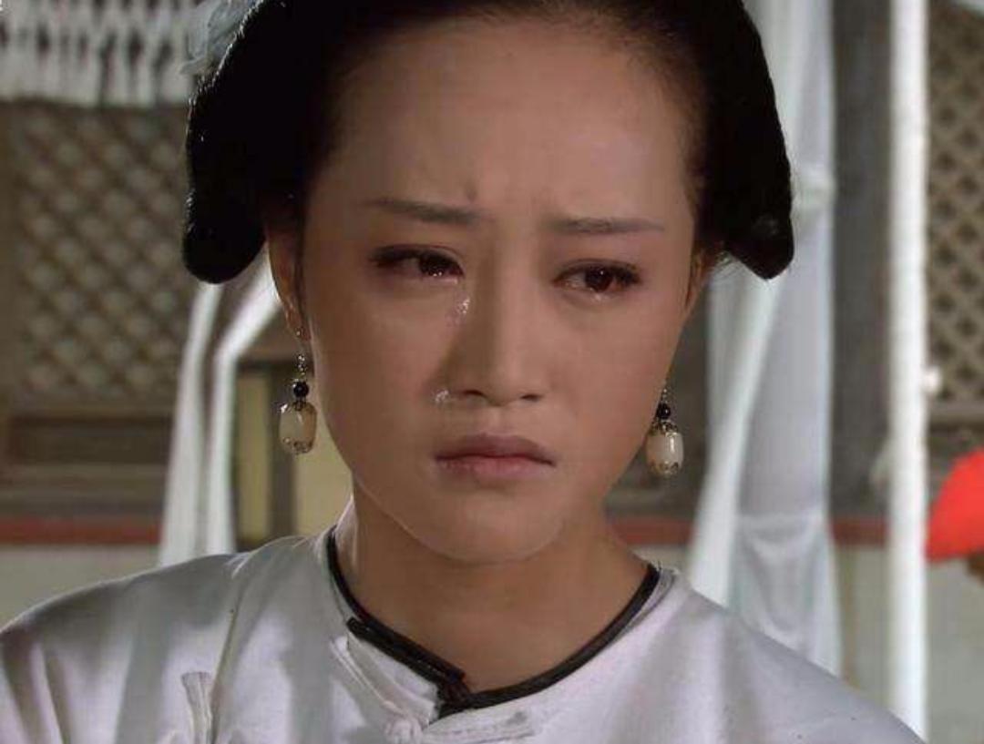 甄嬛传：皇帝就比得上温实初吗？甄嬛才是真正的绿茶婊