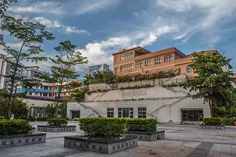 鹏城第一峰梧桐山要不要门票,鹏城第一峰梧桐山日出