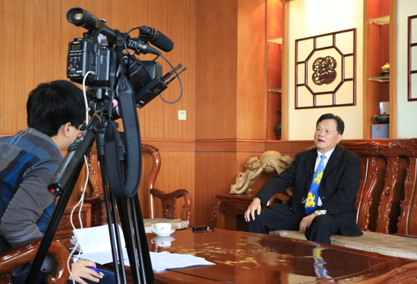 台商大佬回乡经历,台商节目上谈两岸差距