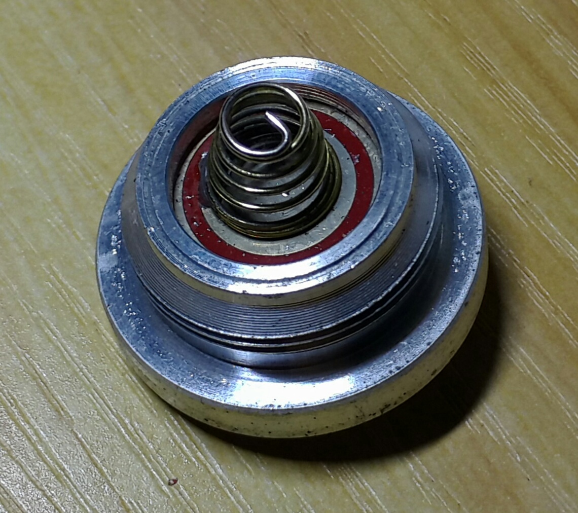 神火远程强光手电筒c8价格,神火手电筒c8-m如何拆卸