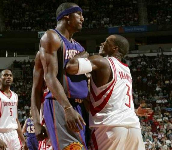 科比火箭时期三分,巅峰时期科比在火箭队的表现