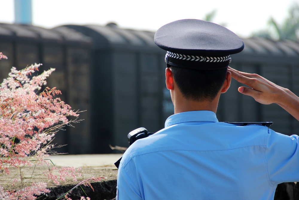 疯子邻居,疯子邻居骂人