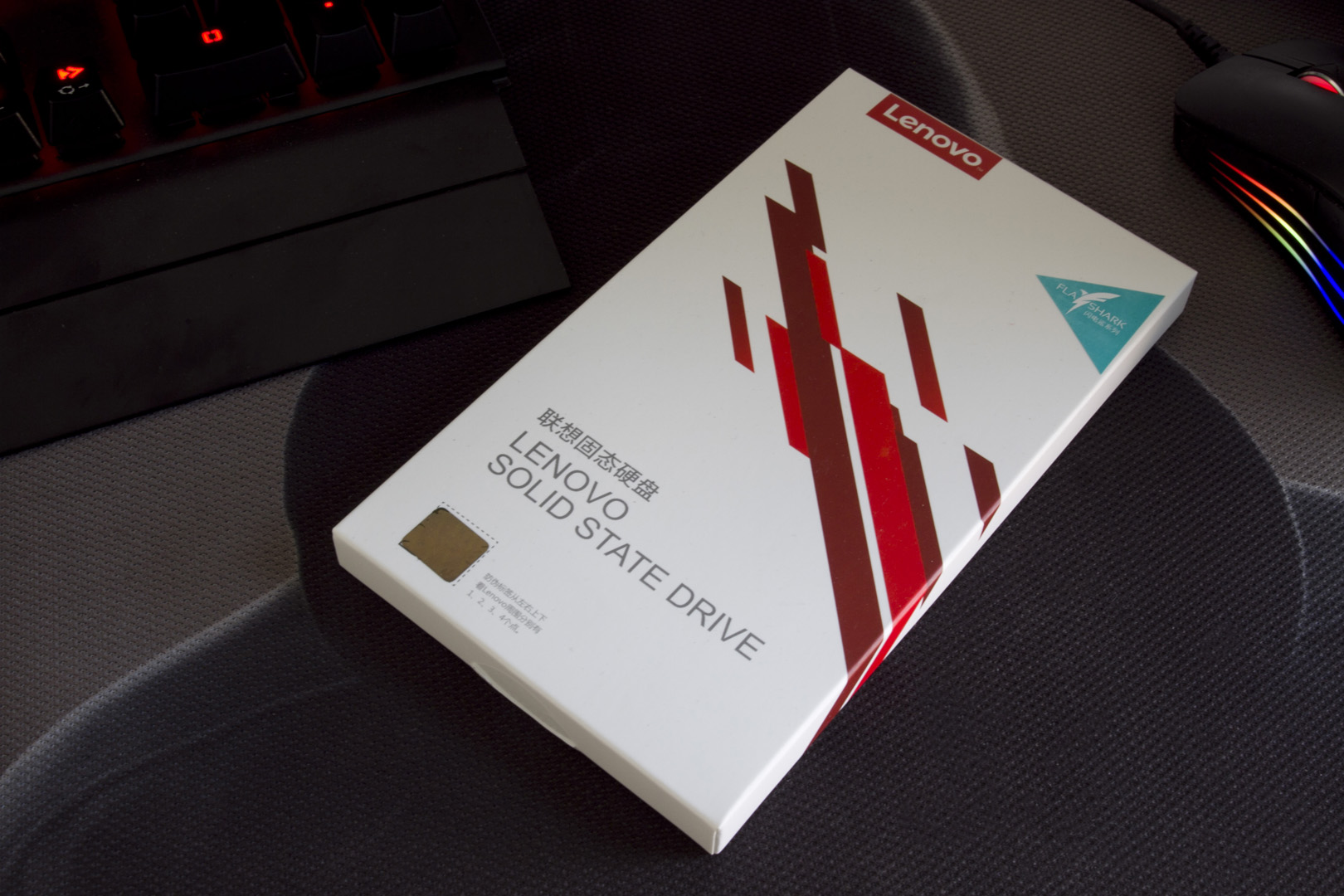 入门级固态怎选？联想SL700闪电鲨120g轻体验