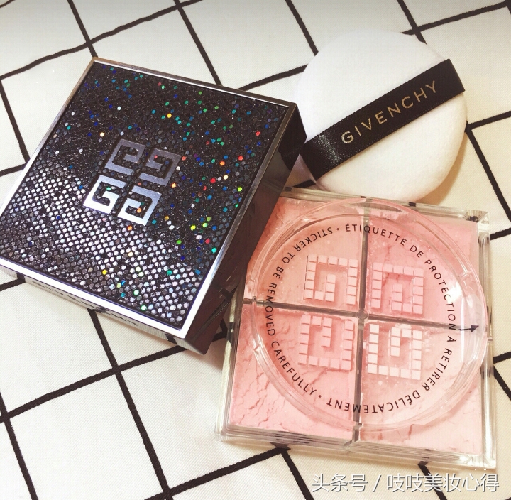 少女心的圣诞限量彩妆大PK，快把你们的钱包捂好！