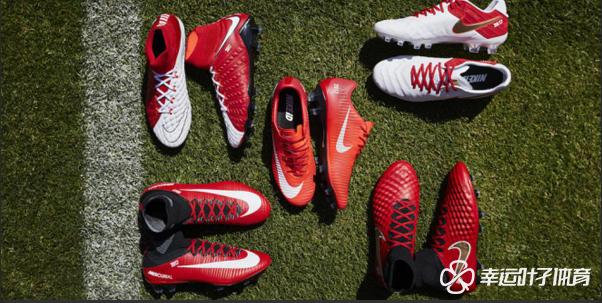 踢球都必须有的一双球鞋,踢足球穿一双袜还是两双袜好