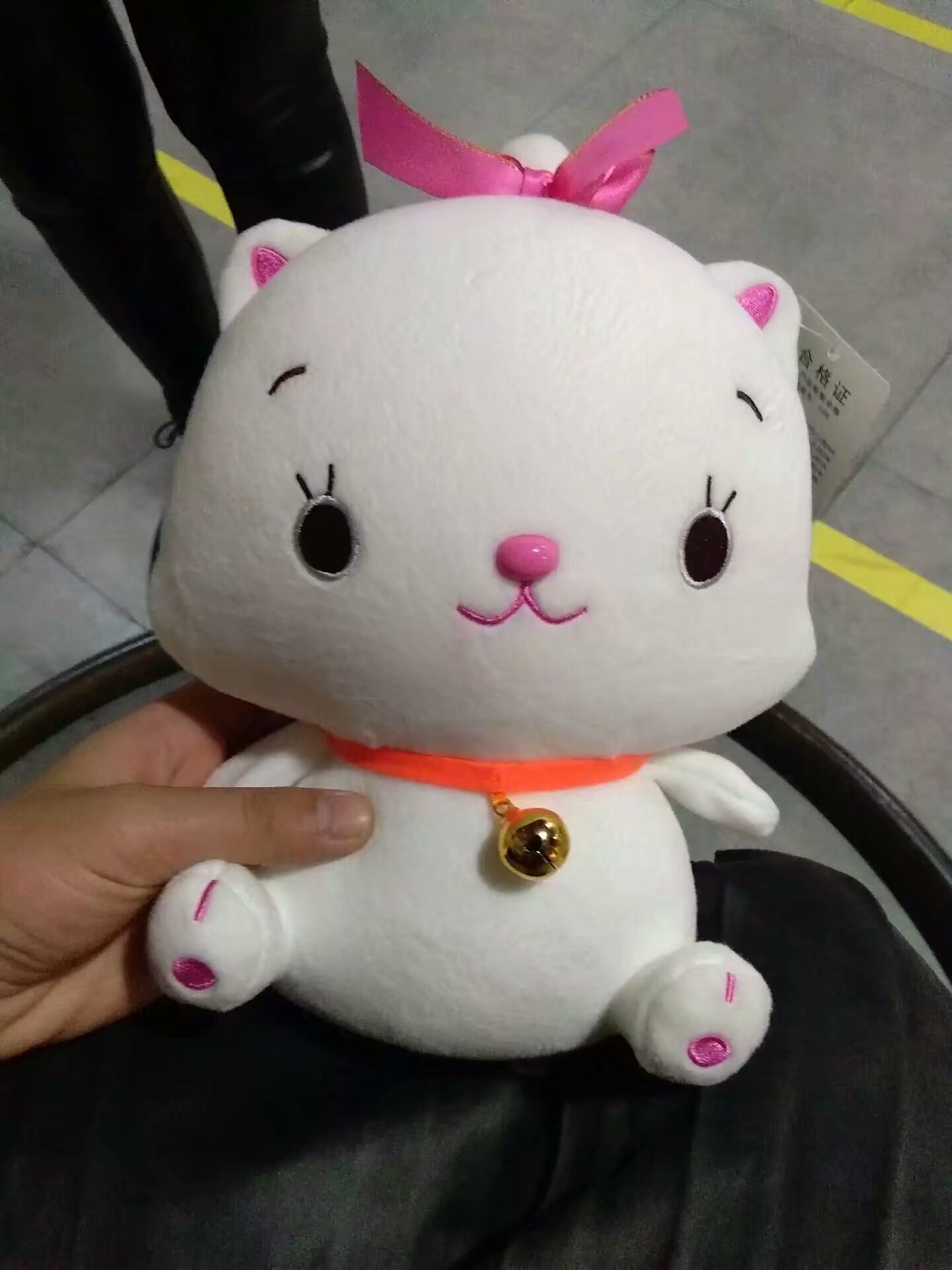 抓娃娃不用钱就能抓到的技巧,10元抓娃娃最好的方法