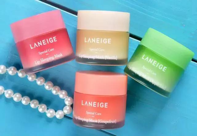 唇色深还有唇纹,手脚皲裂还干燥,唇膜手膜足膜最全种草!