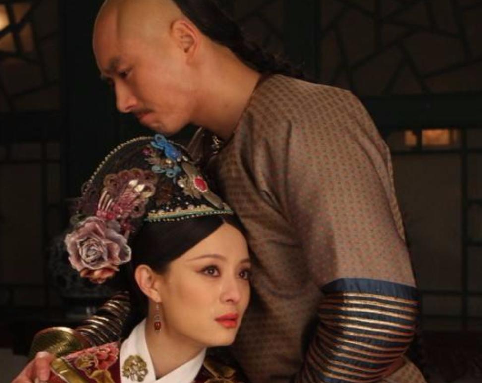 甄嬛传：皇帝就比得上温实初吗？甄嬛才是真正的绿茶婊