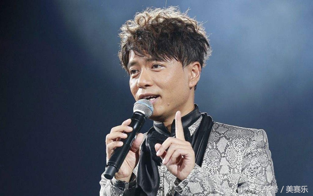 ktv唱歌不开原声不会唱怎么办,ktv里唱歌为什么老是唱不上去