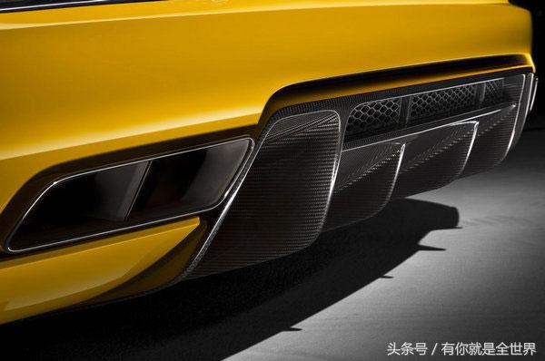 奥迪audir8黑武士,AudiR8敞篷版