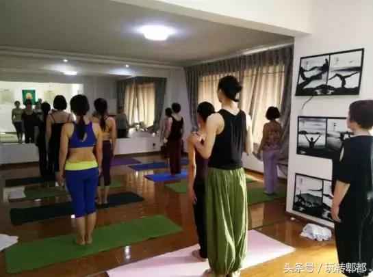 郫都区瑜伽推荐,郫都龙湖瑜伽馆