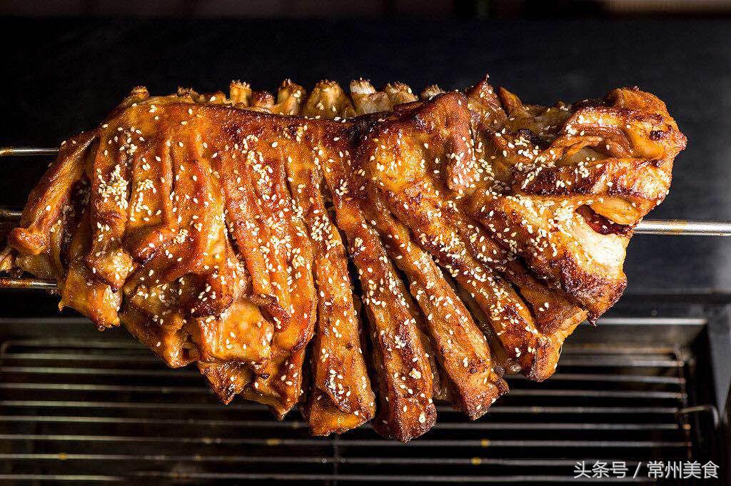 特别好吃的烤全羊,超级好吃的新疆烤全羊