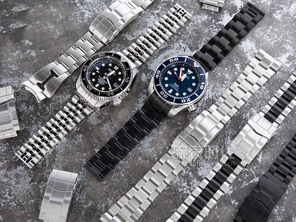 热天戴手表是钢带好还是皮带好,为什么戴钢带手表的地方会痒