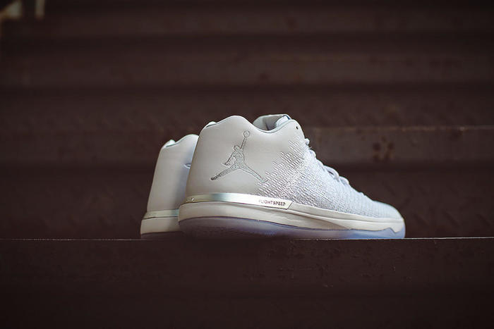 cba郭艾伦转会了吗,cba球员郭艾伦都穿哪些鞋