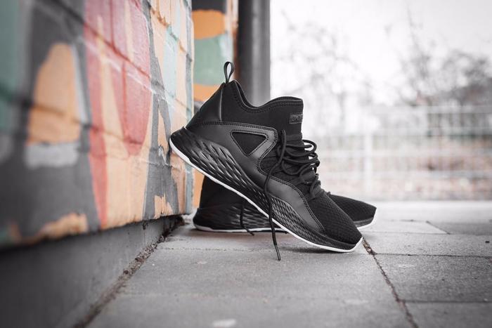 cba郭艾伦转会了吗,cba球员郭艾伦都穿哪些鞋