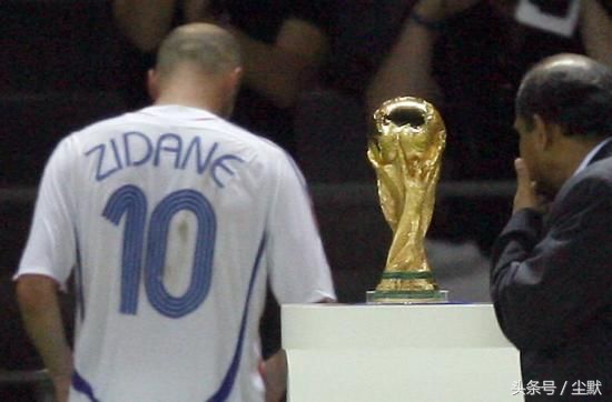 世界足坛100张经典图片,世界前十的头像