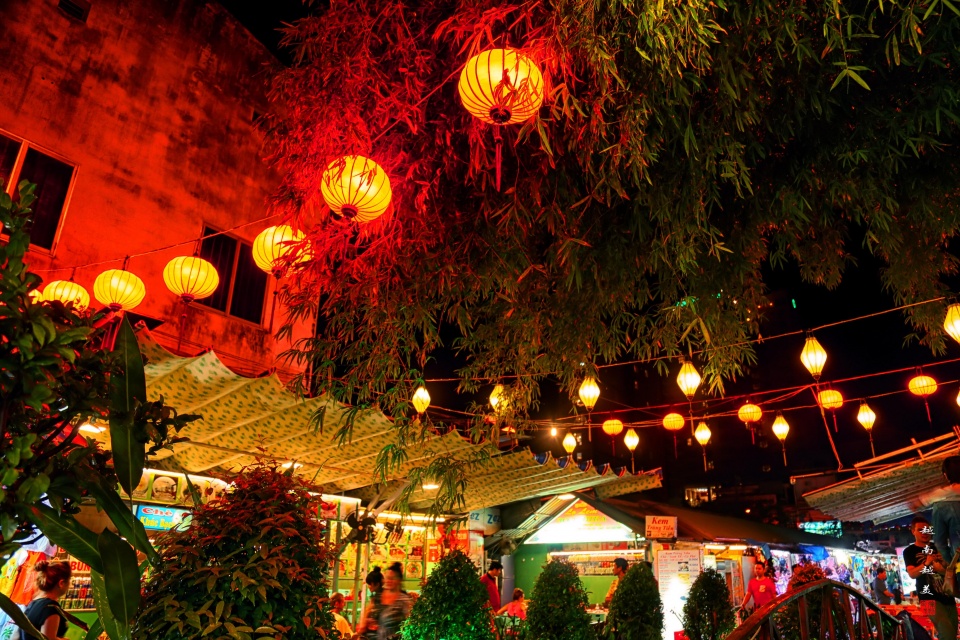 越南芽庄泥浆浴在哪个岛上,游越南芽庄享受泥浆浴