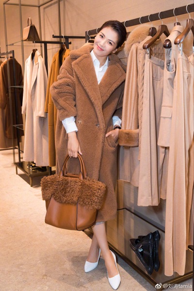 刘涛周冬雨上节目,刘涛同款泰迪熊外套