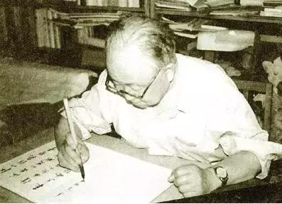 启功48首自作诗书法,启功书法杜甫望岳诗轴