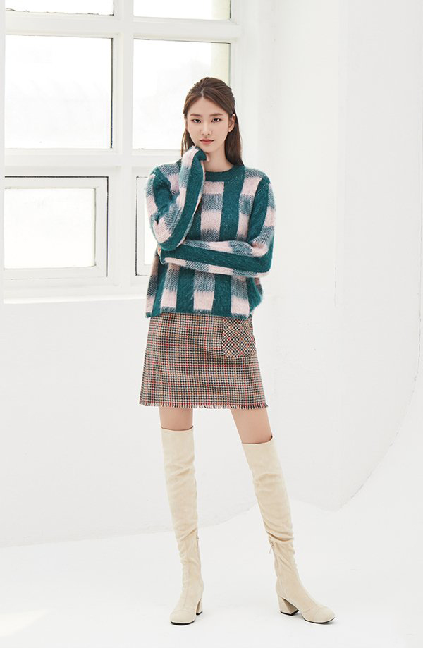 毛衣和裙子怎么搭配好看?韩国chic风秋冬毛衣配裙子示范