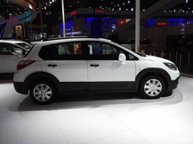 二手骐达与飞度哪个更值得买,日产骐达手动挡二手车值得买吗