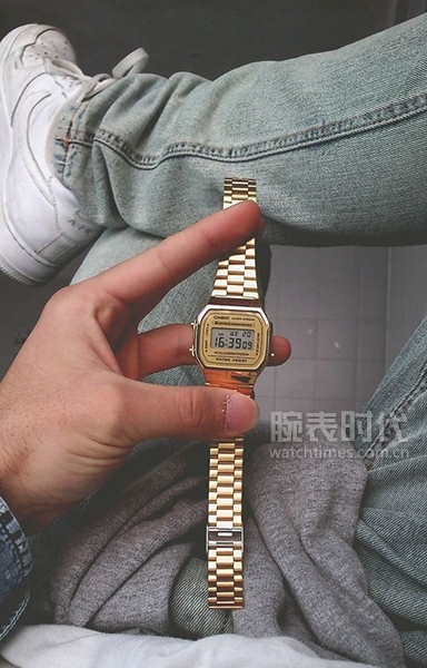 热天戴手表是钢带好还是皮带好,为什么戴钢带手表的地方会痒