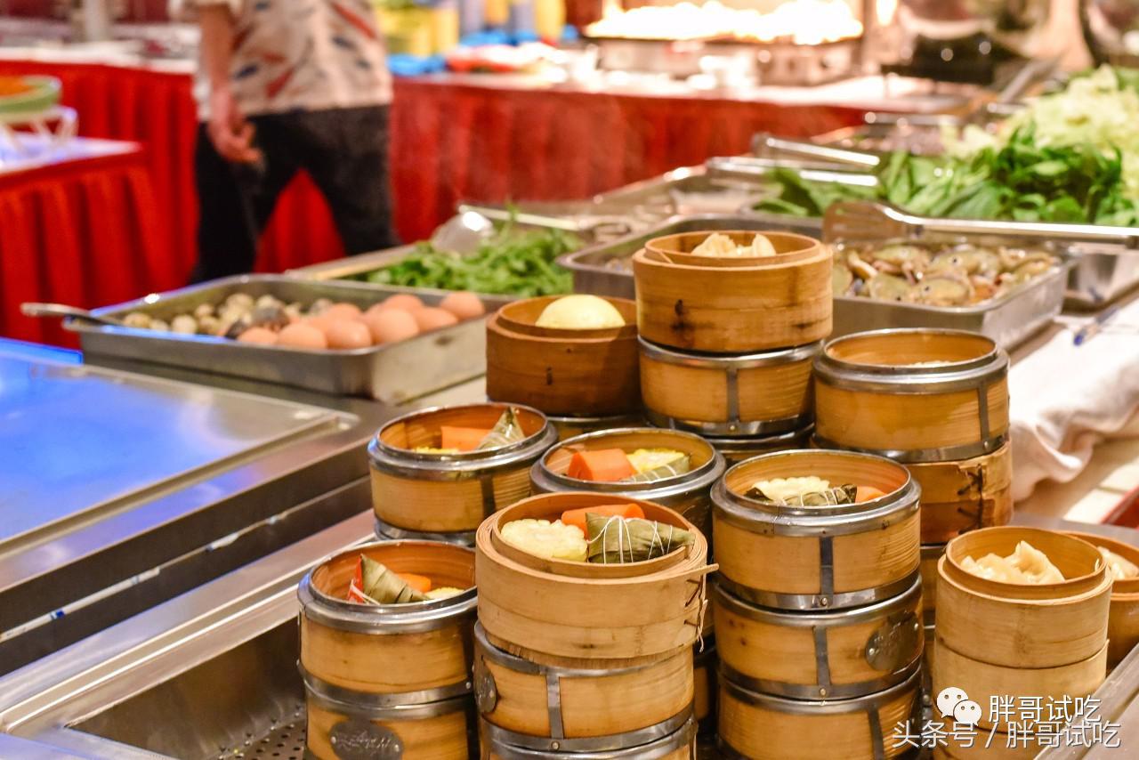 胖哥枣庄辣子鸡,枣庄胖哥吃龙虾视频