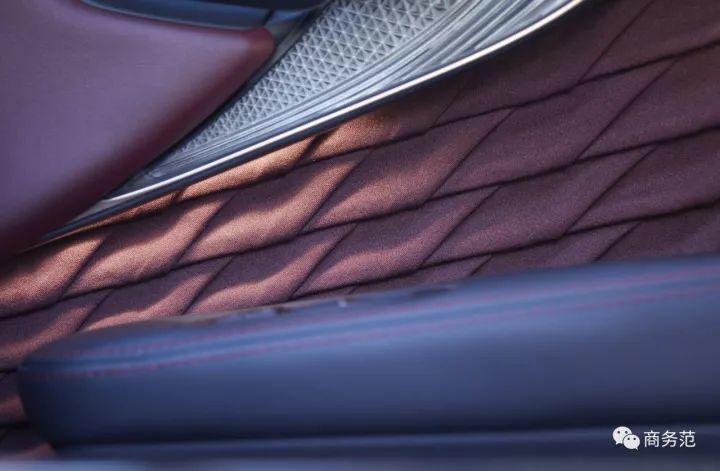 这些玻璃做的东西,为什么能拍出天价?