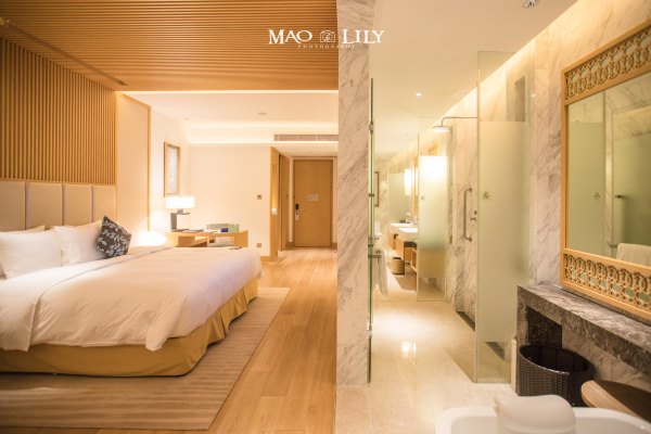 有独立泳池的度假酒店,这家酒店有12层楼