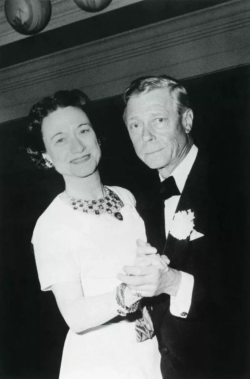 YLYKLife|大品牌背后的小故事「Cartier」