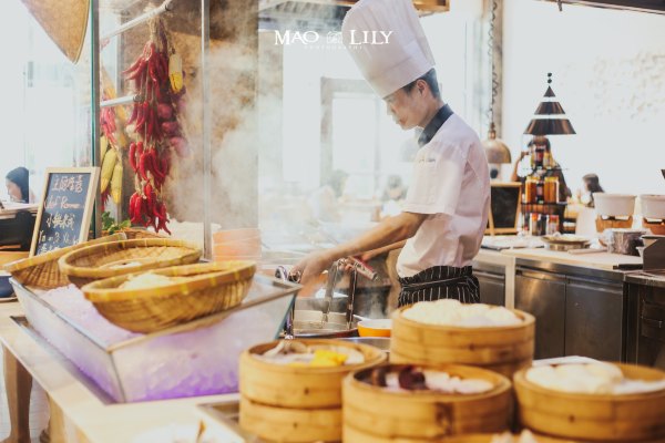 有独立泳池的度假酒店,这家酒店有12层楼