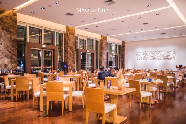 有独立泳池的度假酒店,这家酒店有12层楼