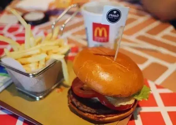 金拱门的来历和传说,金拱门未解之谜