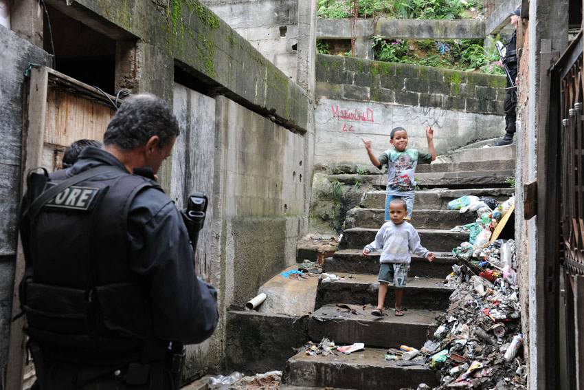 达哈维贫民窟亚州最大贫民窟,巴西洛西尼亚贫民窟