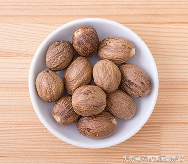 豆蔻祛湿气最快的方法,豆蔻祛湿邪