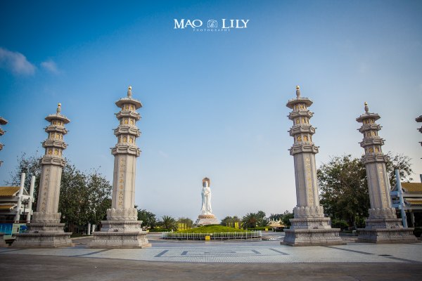 有独立泳池的度假酒店,这家酒店有12层楼